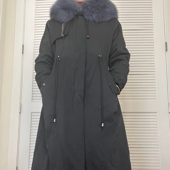 Rabbit fur Parka with a great hood. Gently loved sold as is ~, - Picture 10 of 16